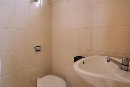 Apartamento à venda com 199m², 3 quartos e 2 vagas Apartamento à venda com 199m², 3 quartos e 2 vagasBanheiro 1