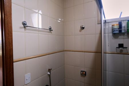Apartamento à venda com 199m², 3 quartos e 2 vagas Apartamento à venda com 199m², 3 quartos e 2 vagasBanheiro da Suíte