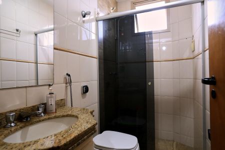 Apartamento à venda com 199m², 3 quartos e 2 vagas Apartamento à venda com 199m², 3 quartos e 2 vagasBanheiro