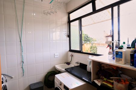 Apartamento à venda com 199m², 3 quartos e 2 vagas Apartamento à venda com 199m², 3 quartos e 2 vagasÁrea de Serviço
