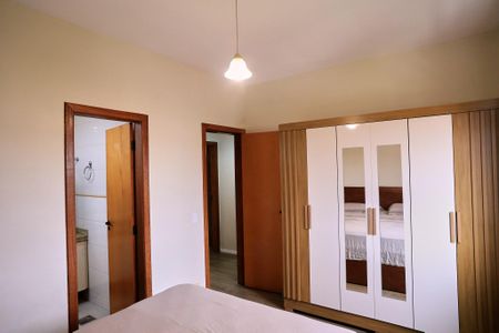 Apartamento à venda com 199m², 3 quartos e 2 vagas Apartamento à venda com 199m², 3 quartos e 2 vagasSuíte