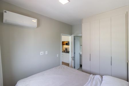 Suíte de apartamento para alugar com 1 quarto, 25m² em Pinheiros, São Paulo