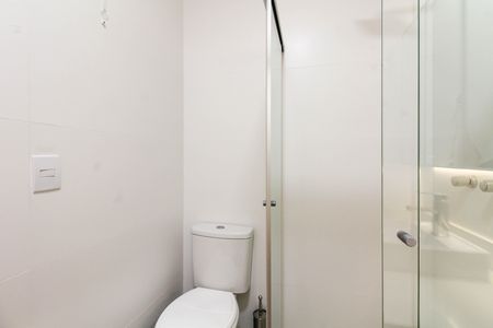 Casa à venda com 166m², 3 quartos e 2 vagas Casa à venda com 166m², 3 quartos e 2 vagasBanheiro da Suíte 2
