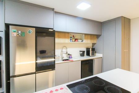 Casa à venda com 166m², 3 quartos e 2 vagas Casa à venda com 166m², 3 quartos e 2 vagasCozinha