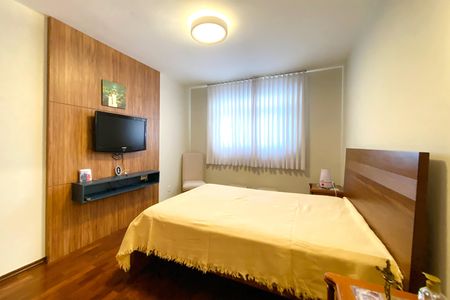 Apartamento à venda com 80m², 2 quartos e 1 vaga Apartamento à venda com 80m², 2 quartos e 1 vagaQuarto 1