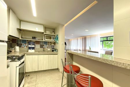 Apartamento à venda com 80m², 2 quartos e 1 vaga Apartamento à venda com 80m², 2 quartos e 1 vagaCozinha