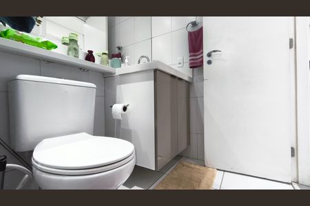 Apartamento à venda com 52m², 2 quartos e 1 vaga Apartamento à venda com 52m², 2 quartos e 1 vagaBanheiro