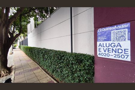 Apartamento à venda com 52m², 2 quartos e 1 vaga Apartamento à venda com 52m², 2 quartos e 1 vagaFachada + Plaquinha