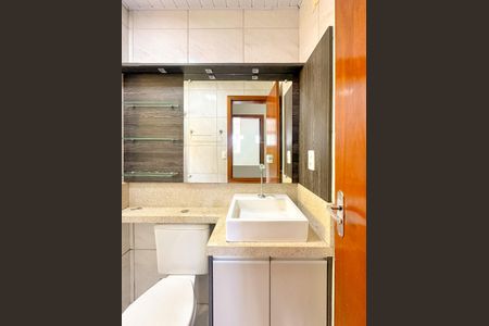 Apartamento para alugar com 49m², 2 quartos e 1 vagaBanheiro