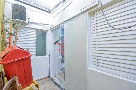 Apartamento à venda com 38m², 2 quartos e 1 vaga Apartamento à venda com 38m², 2 quartos e 1 vagaÁrea de Serviço