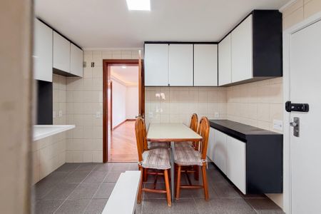Apartamento à venda com 110m², 3 quartos e 2 vagasCozinha