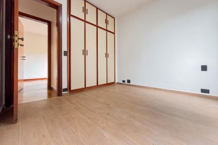 Apartamento à venda com 110m², 3 quartos e 2 vagasQuarto 2