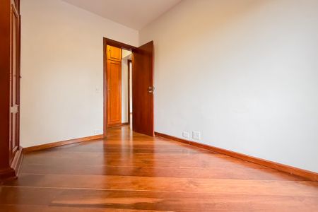 Apartamento à venda com 110m², 3 quartos e 2 vagasQuarto 1