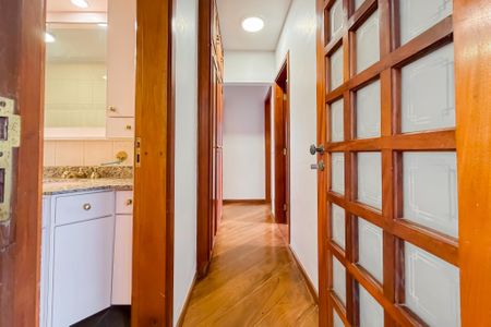 Apartamento à venda com 110m², 3 quartos e 2 vagasCorredor