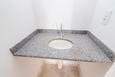 Apartamento para alugar com 35m², 2 quartos e sem vagaBanheiro