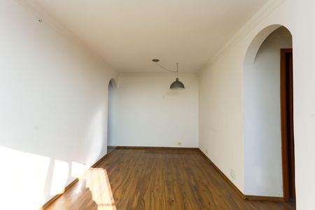 Apartamento à venda com 53m², 2 quartos e 1 vaga Apartamento à venda com 53m², 2 quartos e 1 vagaSala