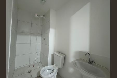 Banheiro de apartamento à venda com 1 quarto, 25m² em Bonfim, Osasco