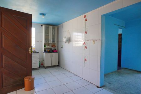 Cozinha  de casa para alugar com 2 quartos, 41m² em Lomba do Pinheiro, Porto Alegre