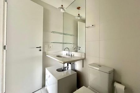 Apartamento à venda com 43m², 1 quarto e 1 vaga Apartamento à venda com 43m², 1 quarto e 1 vagaBanheiro da Suíte