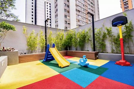 Apartamento à venda com 43m², 1 quarto e 1 vaga Apartamento à venda com 43m², 1 quarto e 1 vagaÁrea comum - Playground