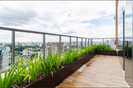 Apartamento à venda com 43m², 1 quarto e 1 vaga Apartamento à venda com 43m², 1 quarto e 1 vagaTerraço