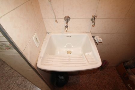 Apartamento à venda com 70m², 2 quartos e 1 vagaÁrea de Serviço