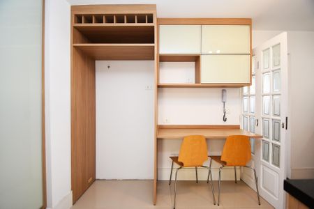 Cozinha de apartamento para alugar com 4 quartos, 184m² em Jardim Paulista, São Paulo
