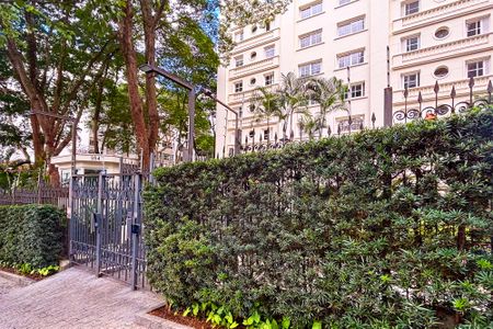 Apartamento à venda com 184m², 4 quartos e 2 vagas Apartamento à venda com 184m², 4 quartos e 2 vagasFachada