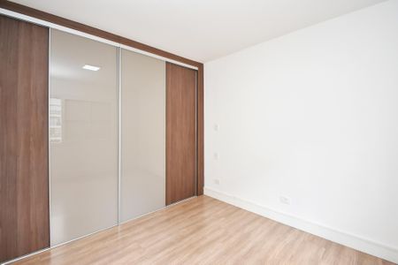 Apartamento à venda com 184m², 4 quartos e 2 vagas Apartamento à venda com 184m², 4 quartos e 2 vagasSuíte