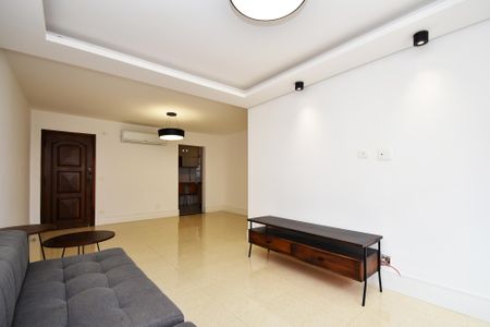 Apartamento à venda com 184m², 4 quartos e 2 vagas Apartamento à venda com 184m², 4 quartos e 2 vagasSala de estar