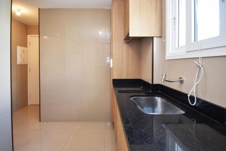 Apartamento à venda com 184m², 4 quartos e 2 vagas Apartamento à venda com 184m², 4 quartos e 2 vagasLavanderia