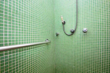 Apartamento à venda com 184m², 4 quartos e 2 vagas Apartamento à venda com 184m², 4 quartos e 2 vagasBanheiro da Suíte