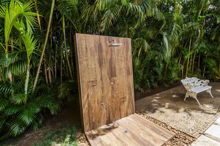 Apartamento para alugar com 150m², 3 quartos e 2 vagas Apartamento para alugar com 150m², 3 quartos e 2 vagasPiscina