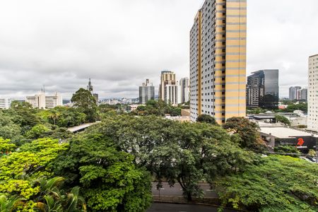 Apartamento para alugar com 150m², 3 quartos e 2 vagas Apartamento para alugar com 150m², 3 quartos e 2 vagasVista da Sala