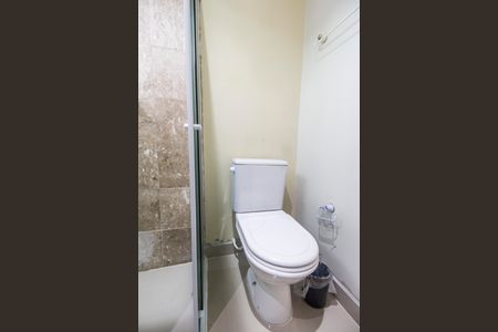 Apartamento para alugar com 150m², 3 quartos e 2 vagas Apartamento para alugar com 150m², 3 quartos e 2 vagasBanheiro da Suíte