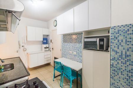 Apartamento para alugar com 150m², 3 quartos e 2 vagas Apartamento para alugar com 150m², 3 quartos e 2 vagasCozinha