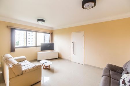 Apartamento para alugar com 150m², 3 quartos e 2 vagas Apartamento para alugar com 150m², 3 quartos e 2 vagasSala