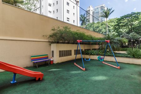 Apartamento para alugar com 150m², 3 quartos e 2 vagas Apartamento para alugar com 150m², 3 quartos e 2 vagasÁrea comum - Playground