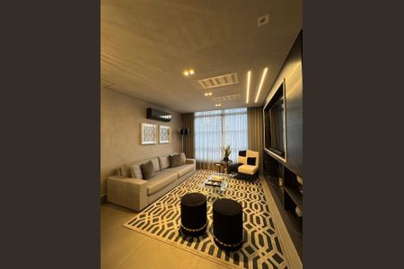 Sala de apartamento à venda com 2 quartos, 158m² em Vila Itapura, Campinas