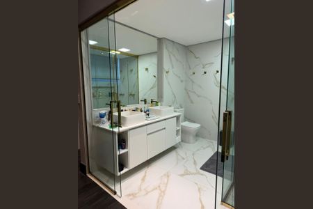 Apartamento à venda com 158m², 2 quartos e 1 vaga Apartamento à venda com 158m², 2 quartos e 1 vagaBanheiro