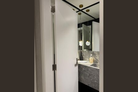 Apartamento à venda com 158m², 2 quartos e 1 vaga Apartamento à venda com 158m², 2 quartos e 1 vagaBanheiro
