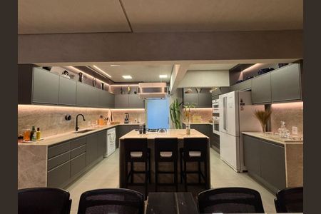 Apartamento à venda com 158m², 2 quartos e 1 vaga Apartamento à venda com 158m², 2 quartos e 1 vagaCozinha