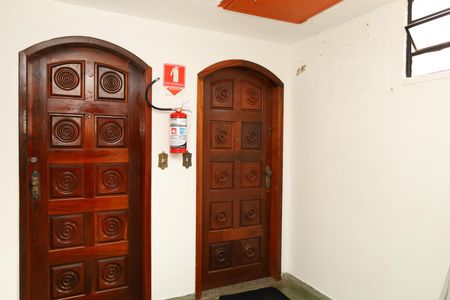 Apartamento à venda com 72m², 2 quartos e 1 vagaÁrea comum - Saguão do andar