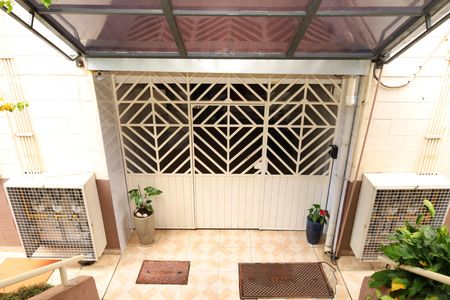 Apartamento à venda com 72m², 2 quartos e 1 vagaÁrea comum - Entrada do prédio