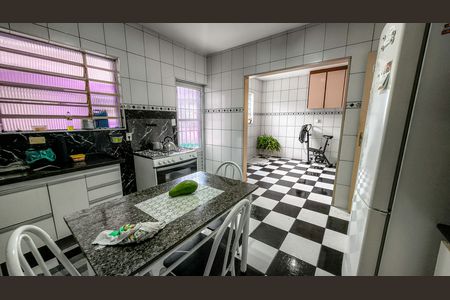Casa para alugar com 200m², 4 quartos e 3 vagas Casa para alugar com 200m², 4 quartos e 3 vagasCozinha