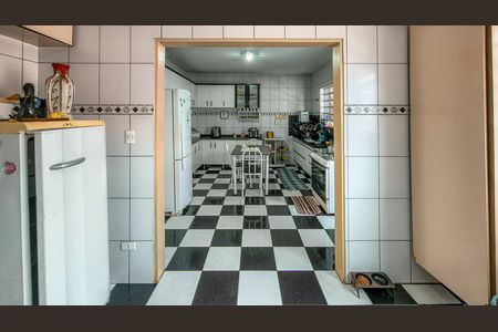 Casa para alugar com 200m², 4 quartos e 3 vagas Casa para alugar com 200m², 4 quartos e 3 vagasCozinha