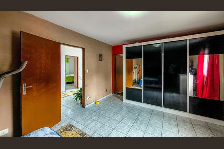 Casa para alugar com 200m², 4 quartos e 3 vagas Casa para alugar com 200m², 4 quartos e 3 vagasSuíte