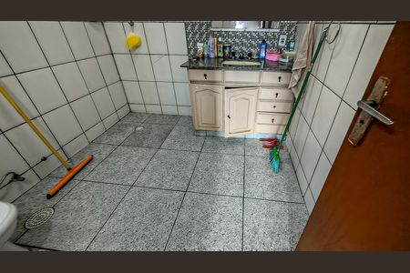 Casa para alugar com 200m², 4 quartos e 3 vagas Casa para alugar com 200m², 4 quartos e 3 vagasBanheiro