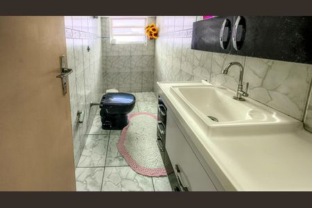 Casa para alugar com 200m², 4 quartos e 3 vagas Casa para alugar com 200m², 4 quartos e 3 vagasLavabo
