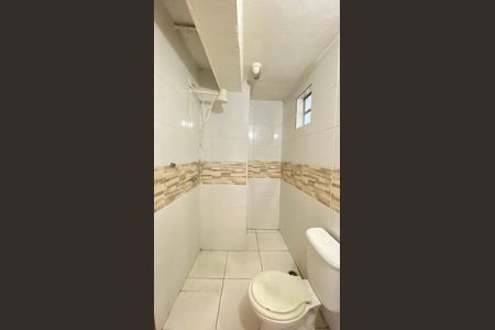 Casa para alugar com 100m², 3 quartos e 2 vagas Casa para alugar com 100m², 3 quartos e 2 vagasBanheiro 2